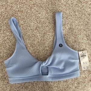 New Hollister bathing suit top